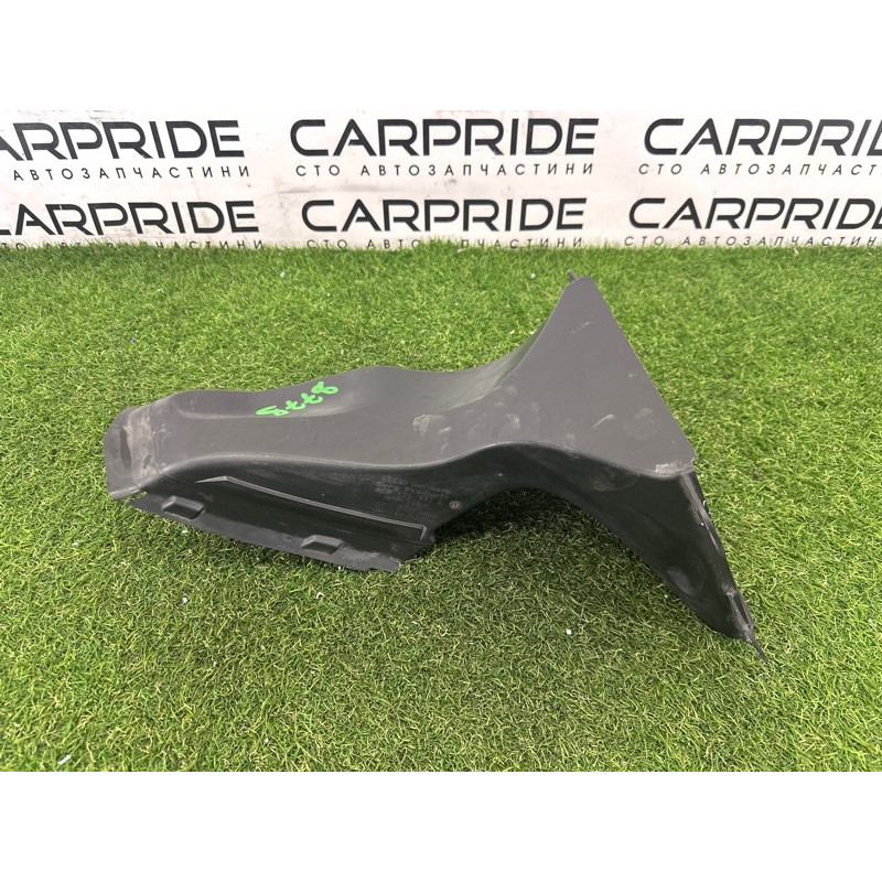 Воздуховод радиатора (кузов и элементы) AUDI A7 4G 2012 3.0 CGXB 4G8121333E