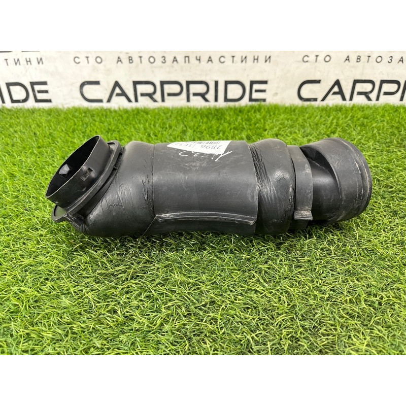 Патрубок воздушного фильтра (впускная система) BMW 7-series E32 1990 M70b50 13711710169