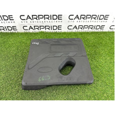 Декоративная крышка двигателя