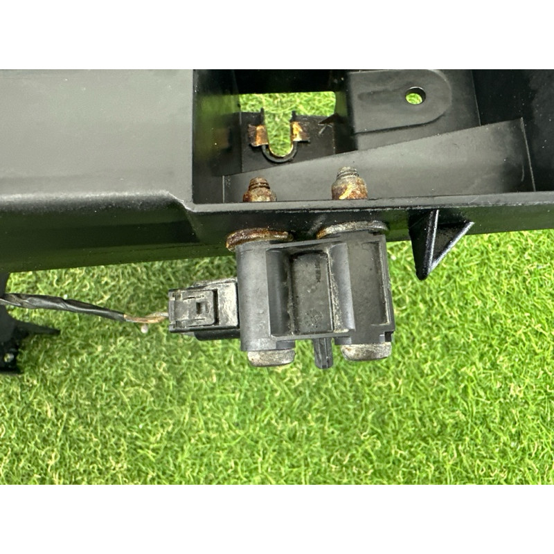 Кріплення крила (кузов і елементи) BMW X5 E70 2013-2015 3.0 51657157984