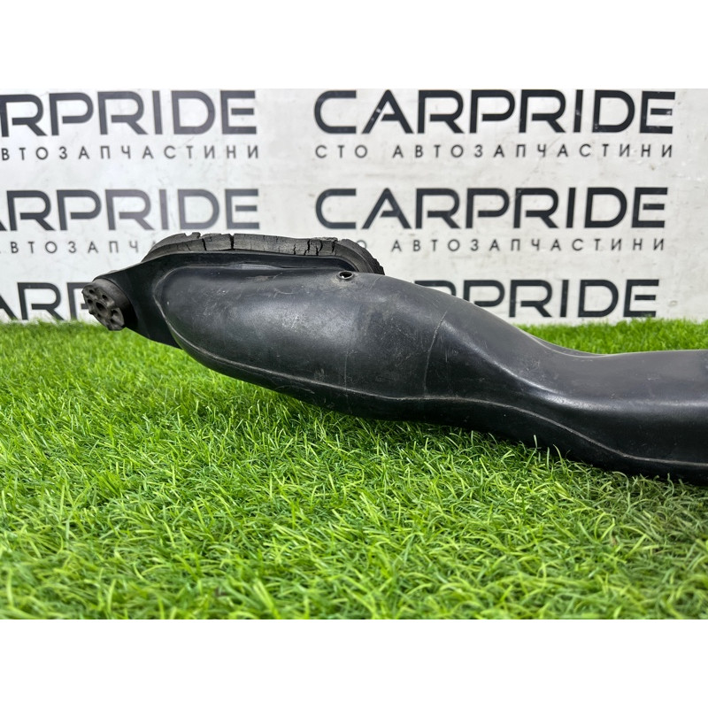 Всасывающий патрубок (двигатель и элементы) BMW 5-series E39 2001 M57d30 13712247911