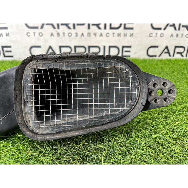 Всасывающий патрубок (двигатель и элементы) BMW 5-series E39 2001 M57d30 13712247911