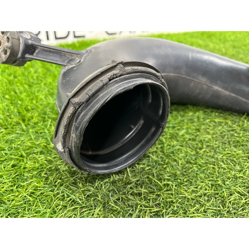 Всасывающий патрубок (двигатель и элементы) BMW 5-series E39 2001 M57d30 13712247911