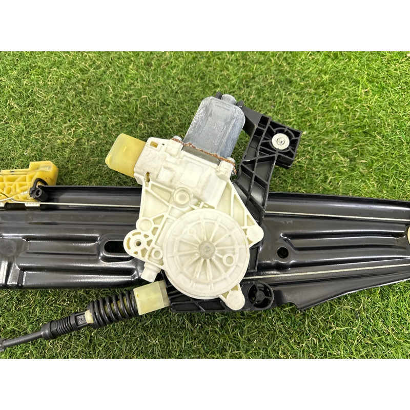 Механизм стеклоподъемника с мотором (кузов и элементы) BMW 7-series F01 2011 3.0 N54 51357182615