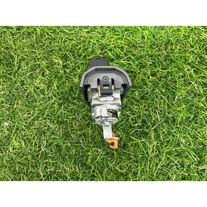 Личинка замка двери с ключом (кузов и элементы) Nissan Rogue T33 2021 2.5 PR25DD H06016RA0B