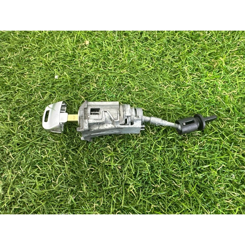 Личинка замка двери с ключом (кузов и элементы) AUDI Q7 4M 2017 3.0 CREC 107837167ED