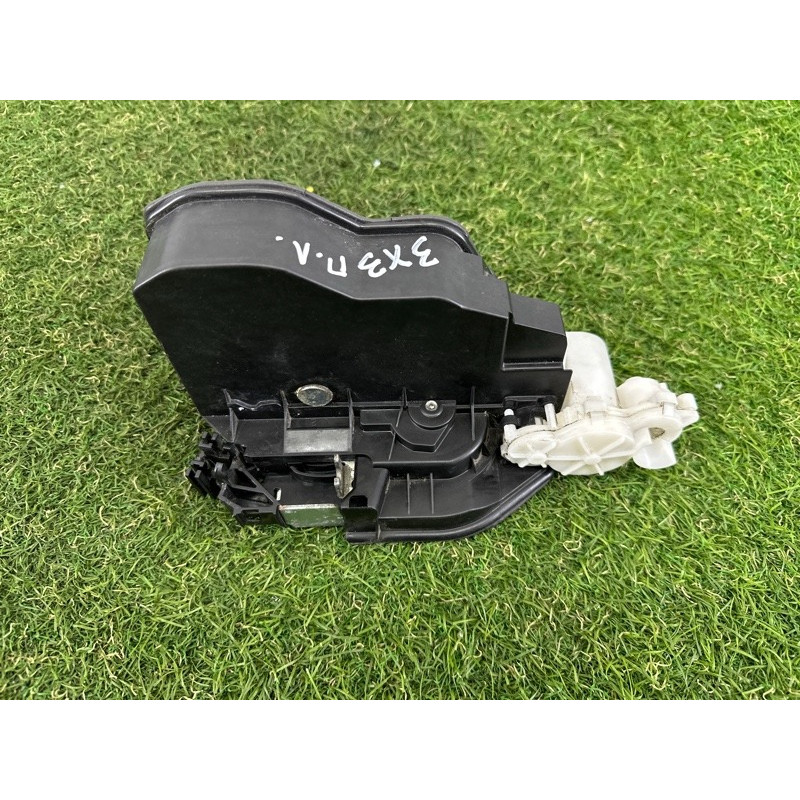 Замок багажника (кузов и элементы) BMW X3 F25 2013 3.0 N55B30 51217202143