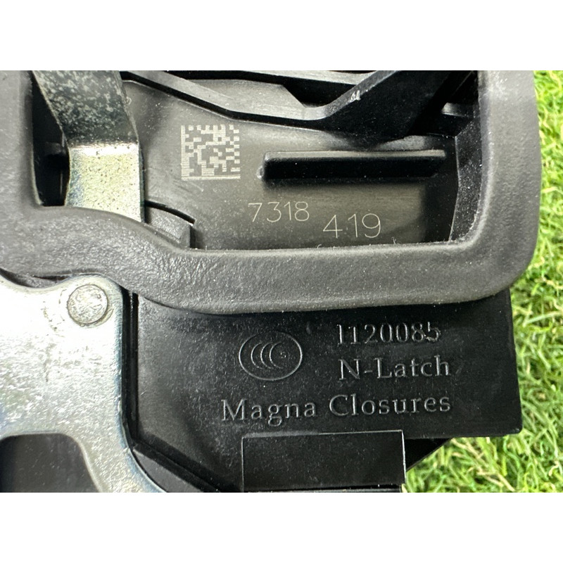 Замок багажника (кузов и элементы) BMW X3 F25 2013 3.0 N55B30 51217202143