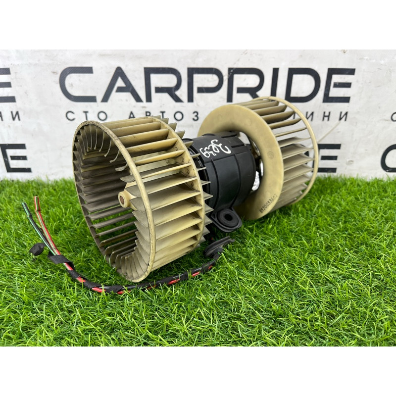 Мотор печки (отопление и кондиционирование) BMW 5-series E39 2001 M57d30 64118385558