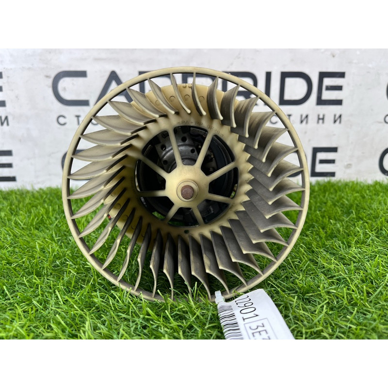 Мотор печки (отопление и кондиционирование) BMW 5-series E39 2001 M57d30 64118385558