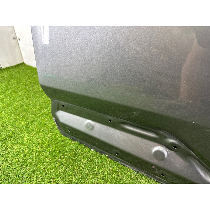 Дверь голая (наружные элементы кузова) Nissan Rogue T33 2021 2.5 PR25DD 821016RR0A