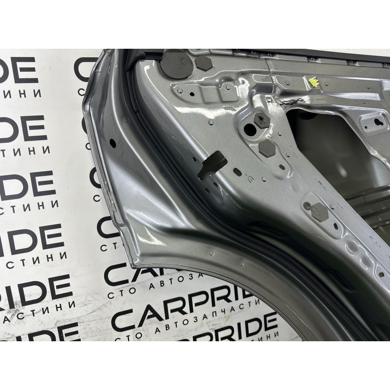 Дверь голая (наружные элементы кузова) Nissan Rogue T33 2021 2.5 PR25DD 821016RR0A