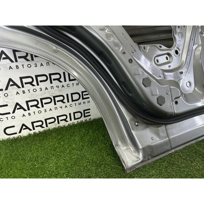 Дверь голая (наружные элементы кузова) Nissan Rogue T33 2021 2.5 PR25DD 821016RR0A