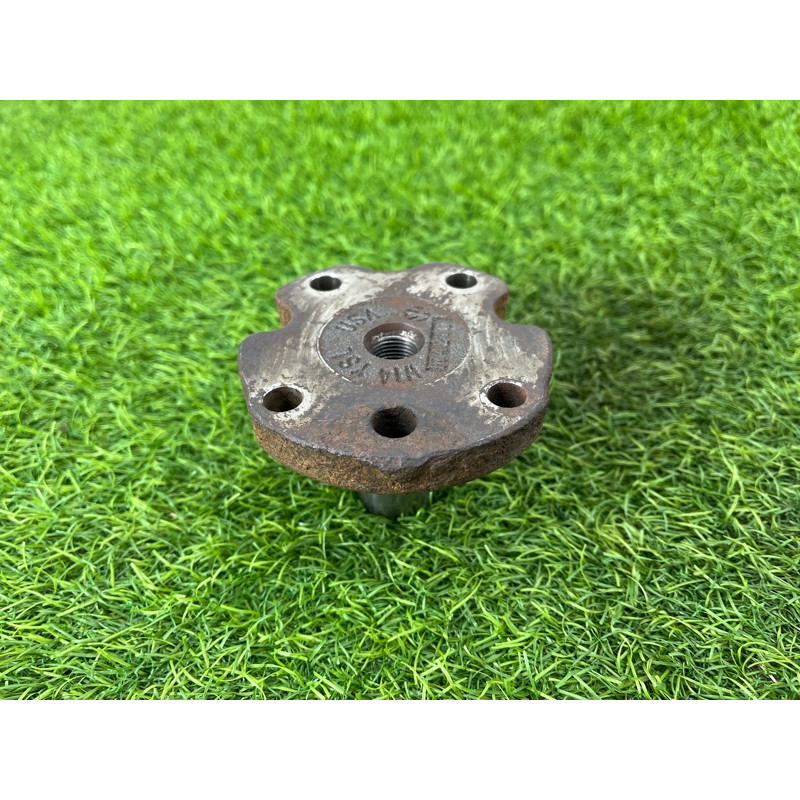 Цапфа подвески (подвеска) Volkswagen Jetta MK6 2011 2.0 5C0501117B