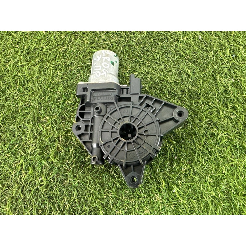 Мотор стеклоподъемника (электрика) Nissan Rogue T33 2021 2.5 PR25DD 807306RR0A