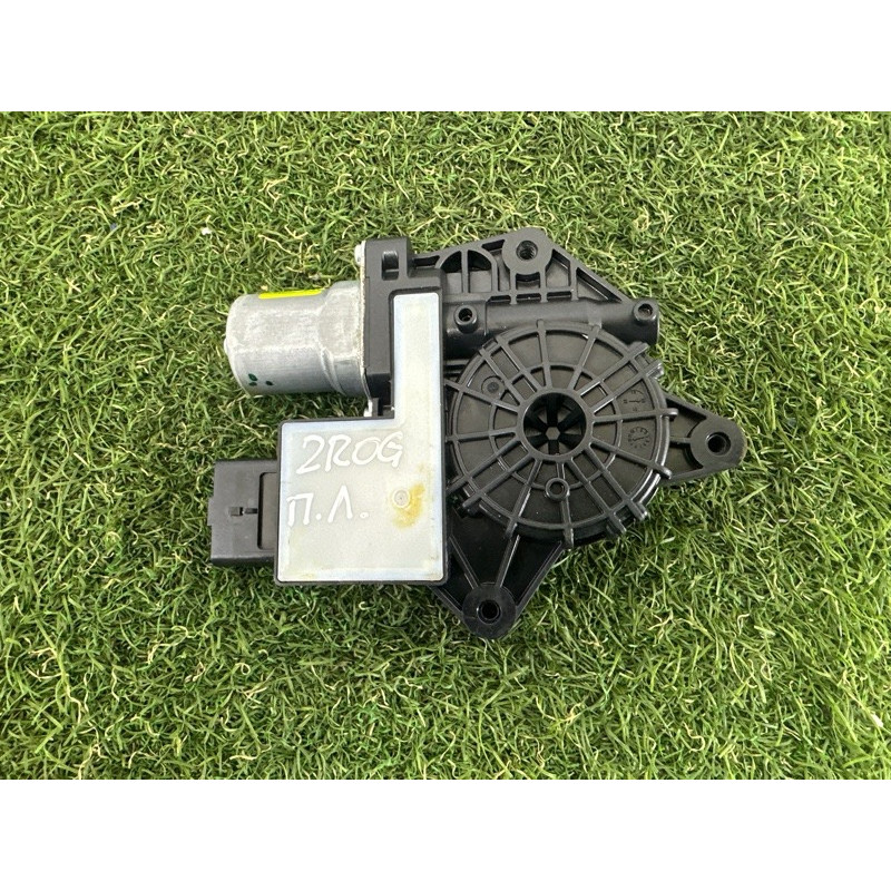 Мотор стеклоподъемника (электрика) Nissan Rogue T33 2021 2.5 PR25DD 807516RR1B