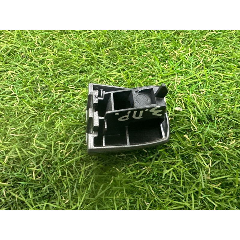 Заглушка внешней ручки (кузов и элементы) Nissan Rogue T33 2021 2.5 PR25DD 826466CA2B