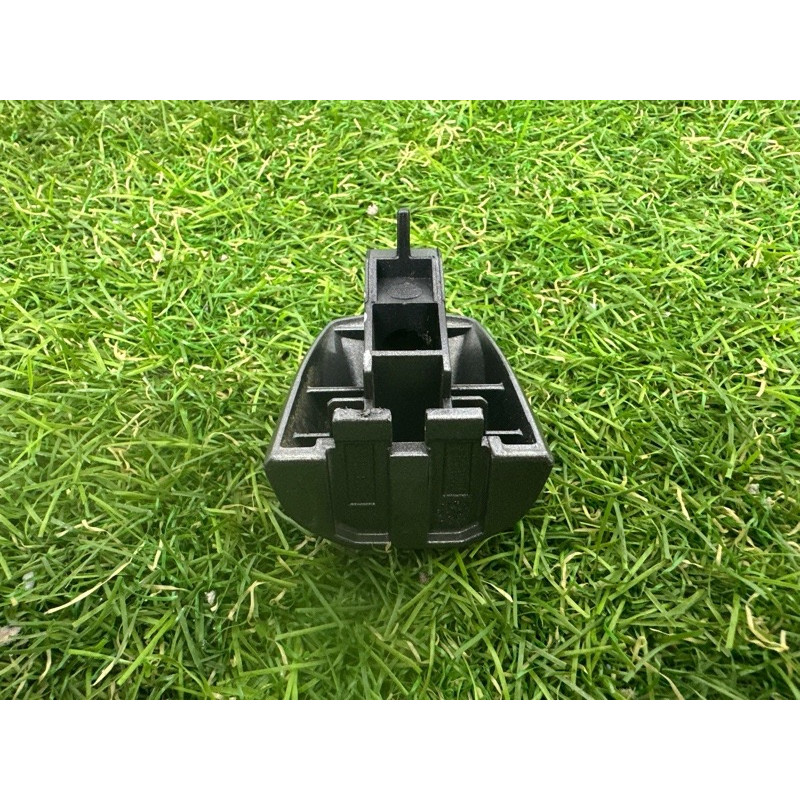 Заглушка внешней ручки (кузов и элементы) Nissan Rogue T33 2021 2.5 PR25DD 826466CA2B