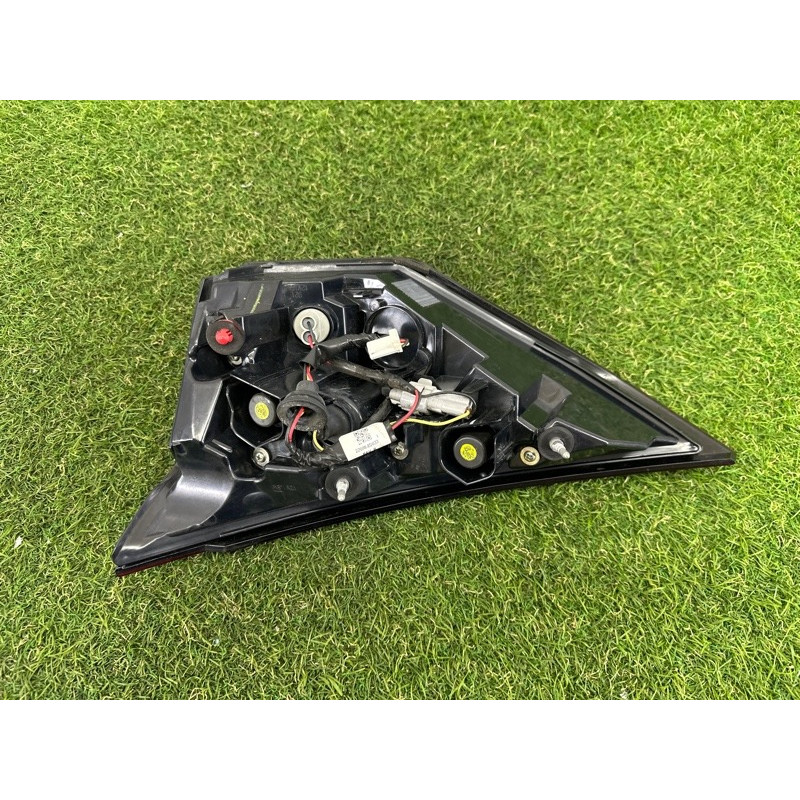 Задний фонарь (оптика) Nissan Rogue T33 2021 2.5 PR25DD 265556RR1A