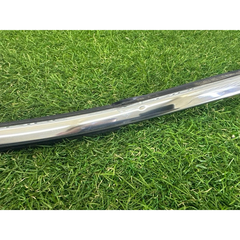 Молдинг стекла (кузов и элементы) Nissan Rogue T32 2016 2.5 QR25DE 808204CL0A