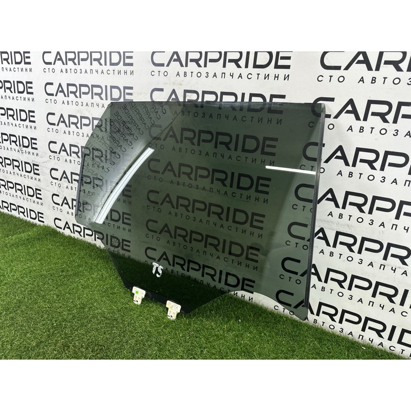 Стекло (кузов и элементы) Nissan Rogue T33 2021 2.5 PR25DD 823006RR0A