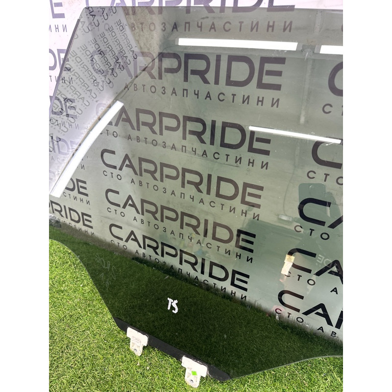 Стекло (кузов и элементы) Nissan Rogue T33 2021 2.5 PR25DD 823016RR0A