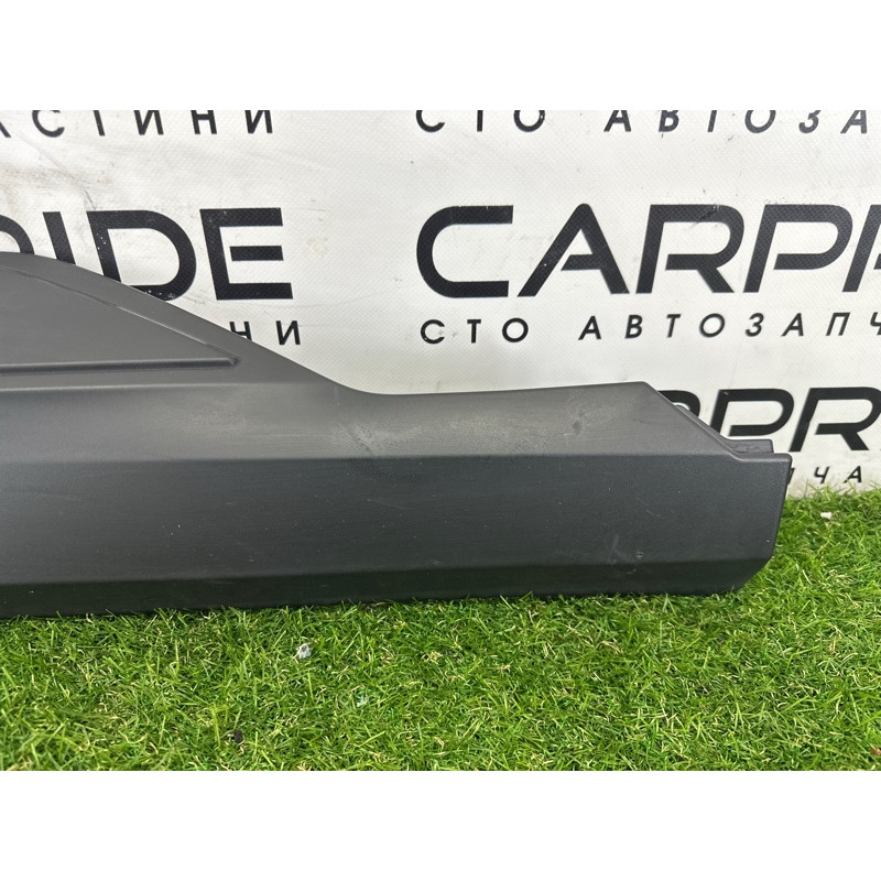 Накладка двери внешняя (кузов и элементы) Nissan Rogue T33 2021 2.5 PR25DD 828716RR0A