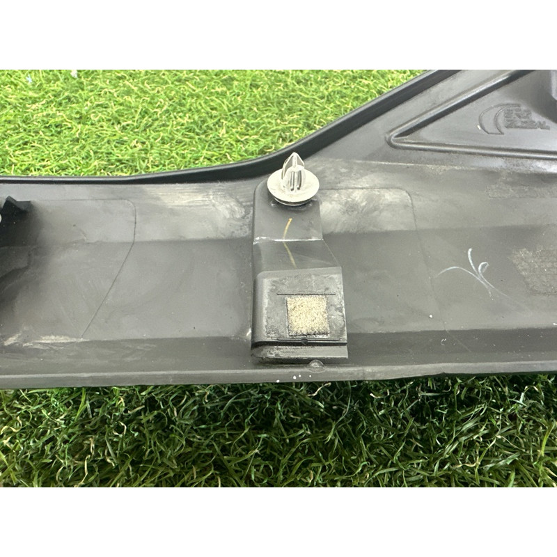 Накладка двери внешняя (кузов и элементы) Nissan Rogue T33 2021 2.5 PR25DD 828716RR0A