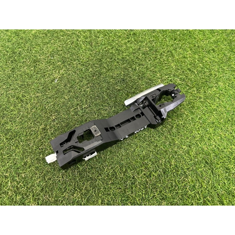 Кронштейн ручки двери (кузов и элементы) Nissan Rogue T33 2021 2.5 PR25DD 826116RR0A