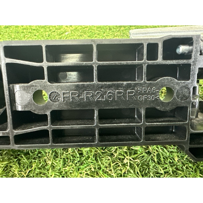 Кронштейн ручки двери (кузов и элементы) Nissan Rogue T33 2021 2.5 PR25DD 806106RR0A