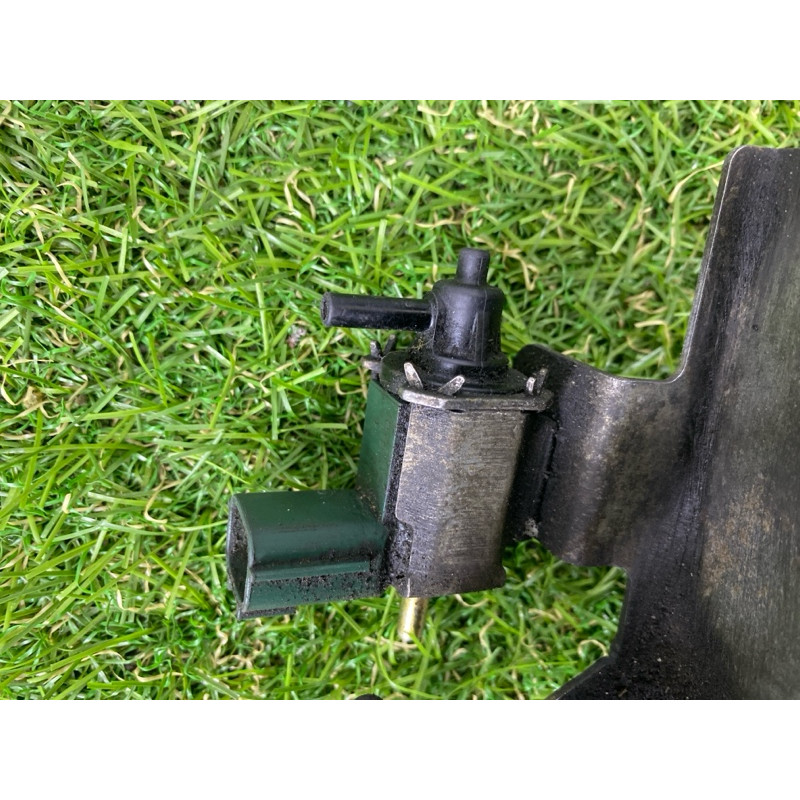 Вакуумный клапан (двигатель и элементы) Mazda 6 GG 2002 2.0 RF5 k5t46592