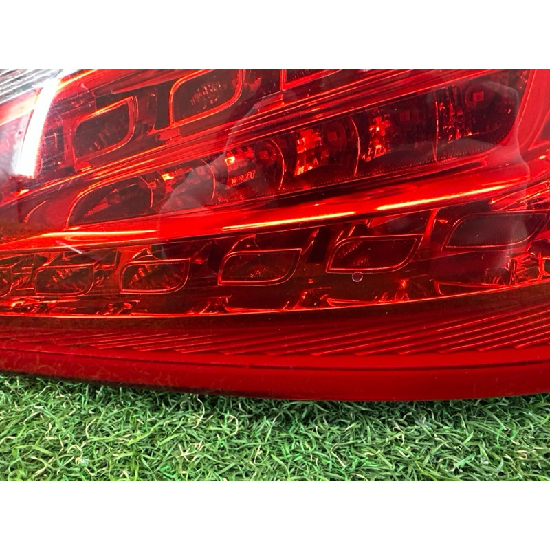 Задний фонарь (оптика) AUDI Q5 8R 2012 2.0 CAEB 8R0945094B