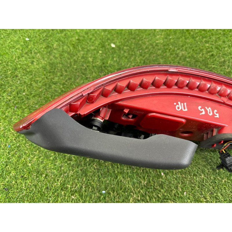 Задний фонарь (оптика) AUDI Q5 8R 2012 2.0 CAEB 8R0945094B