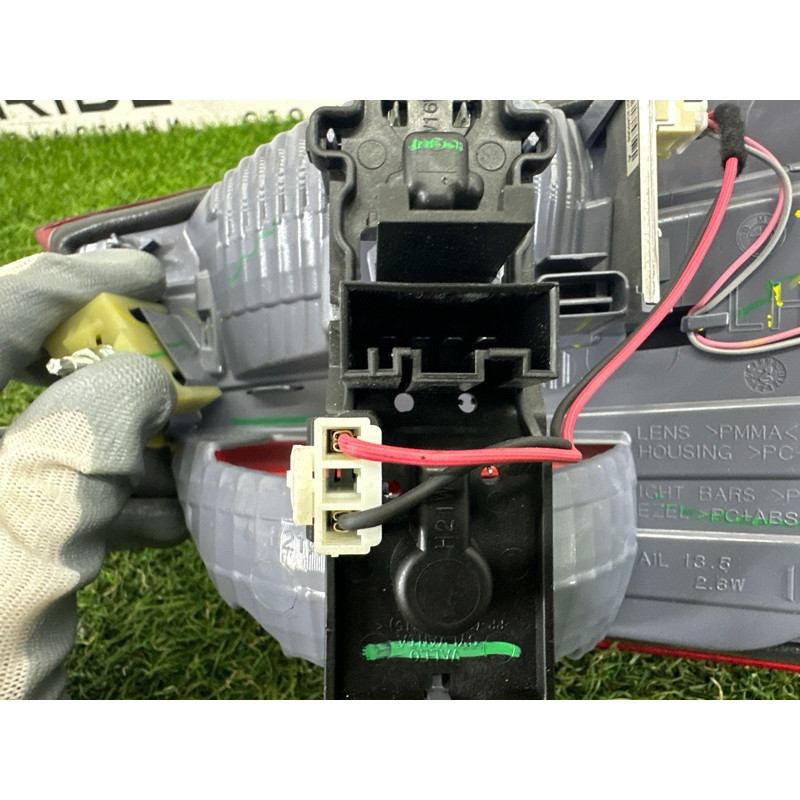 Задний фонарь (оптика) BMW X3 F25 2013 3.0 N55B30 63217217313