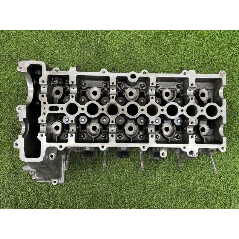Головка блока цилиндров (двигатель и элементы) BMW 3-series E46 2246601