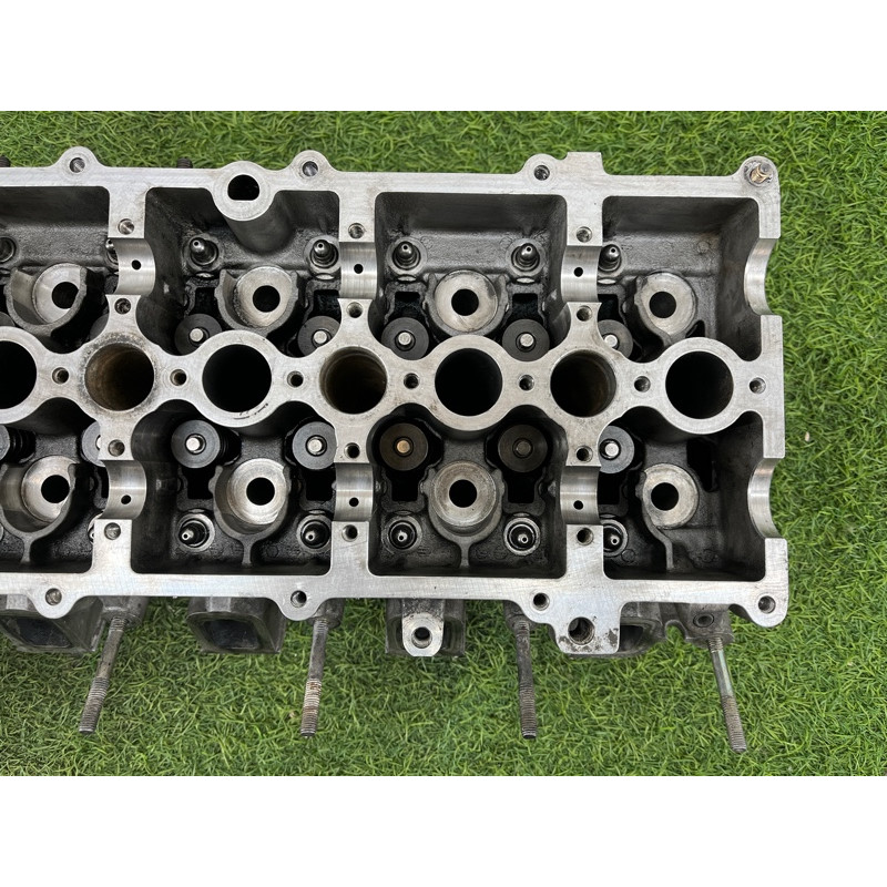 Головка блока цилиндров (двигатель и элементы) BMW 3-series E46 2246601