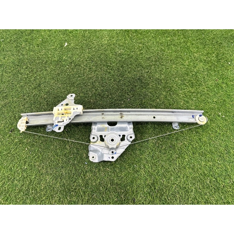 Механизм стеклоподъемника (кузов и элементы) Nissan Rogue T33 2021 2.5 PR25DD 807206RR0A