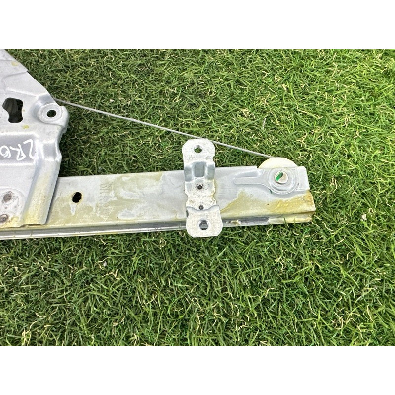 Механизм стеклоподъемника (кузов и элементы) Nissan Rogue T33 2021 2.5 PR25DD 827206RR0A