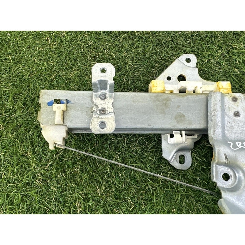 Механизм стеклоподъемника (кузов и элементы) Nissan Rogue T33 2021 2.5 PR25DD 827216RR0A