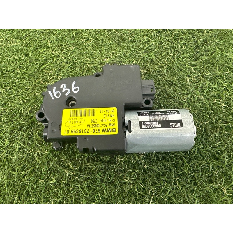 Мотор люка (электрика) BMW X3 F25 2013 3.0 N55B30 54102993883