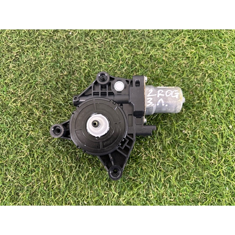 Мотор стеклоподъемника (электрика) Nissan Rogue T33 2021 2.5 PR25DD 807316RR0A