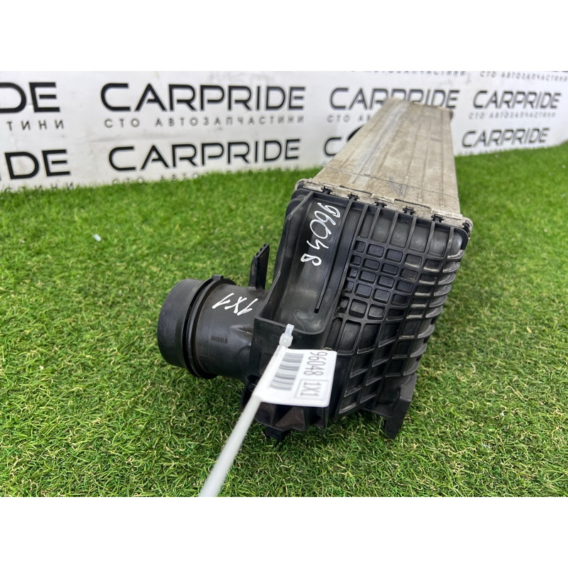 Интеркулер (система охлаждения) BMW X1 F48 2016 2.0 B46B20 17517617600