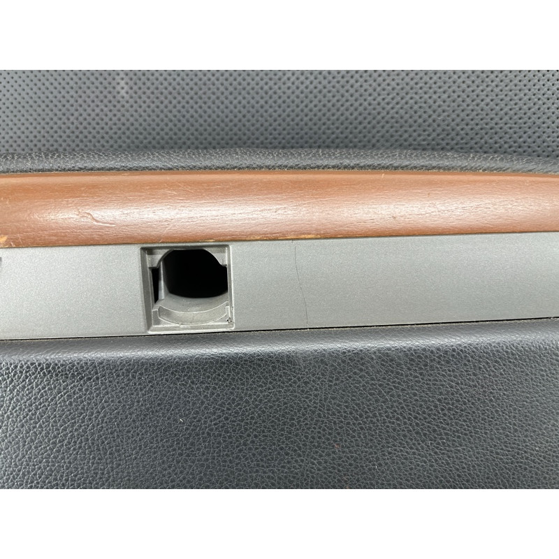 Дверна карта (салон) BMW 7-series E65 N62B44