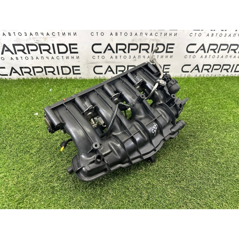 Впускний колектор (подача палива) AUDI Q5 8R 2012 2.0 CAEB 06H133201AF