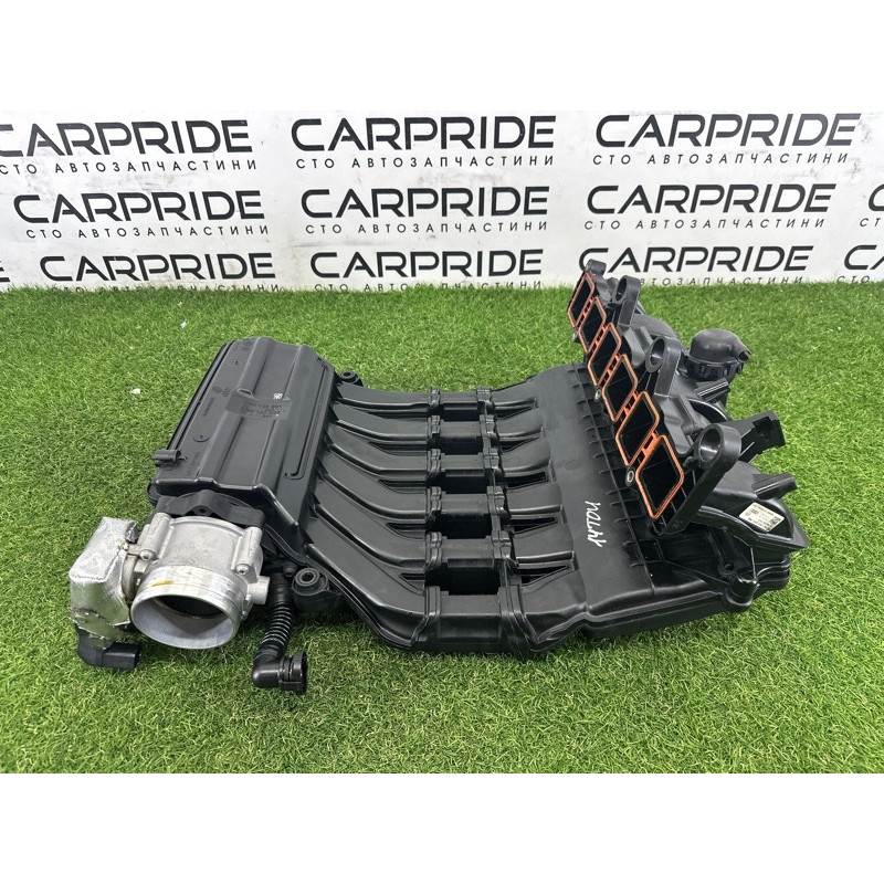 Коллектор впускной (впускная система) Volkswagen Touareg NF 2015 3.6 CGRA 03H133201AE