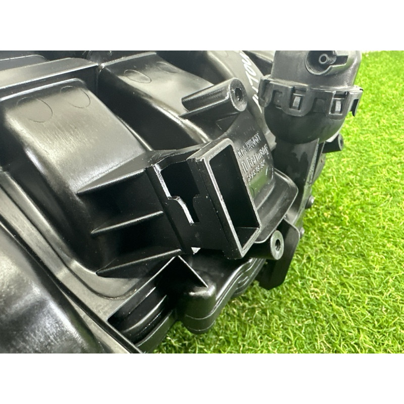 Коллектор впускной (впускная система) Volkswagen Touareg NF 2015 3.6 CGRA 03H133201AE