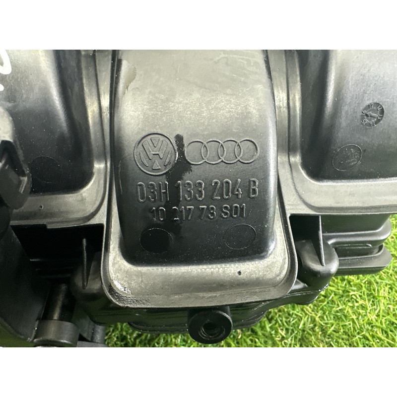 Коллектор впускной (впускная система) Volkswagen Touareg NF 2015 3.6 CGRA 03H133201AE