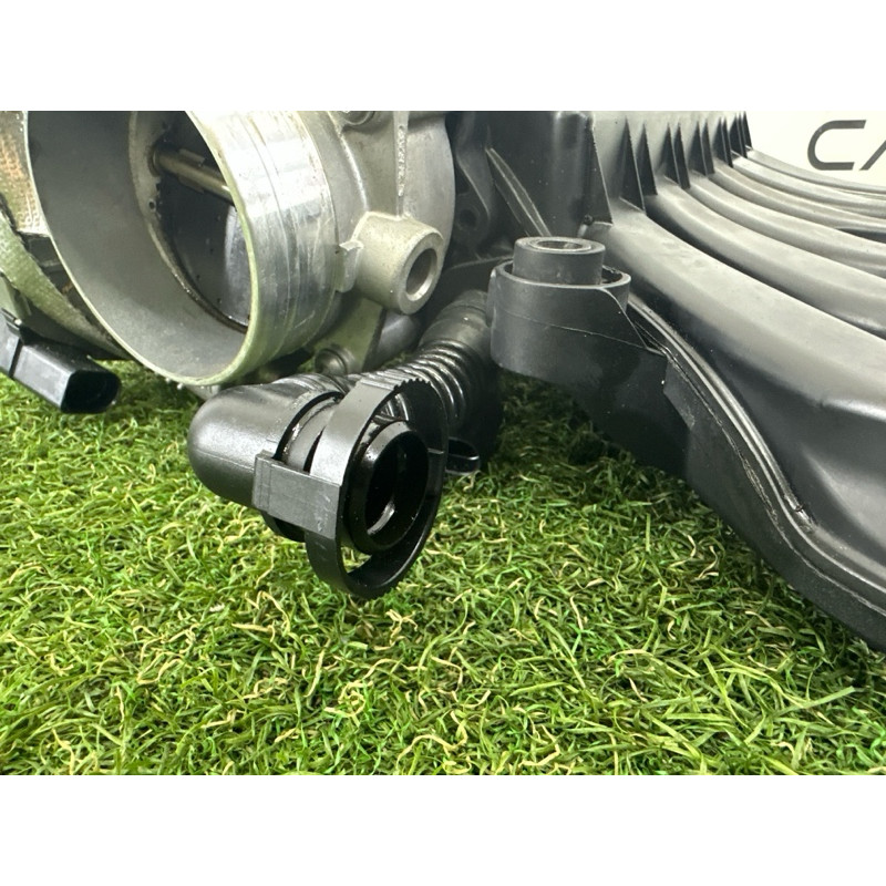 Коллектор впускной (впускная система) Volkswagen Touareg NF 2015 3.6 CGRA 03H133201AE