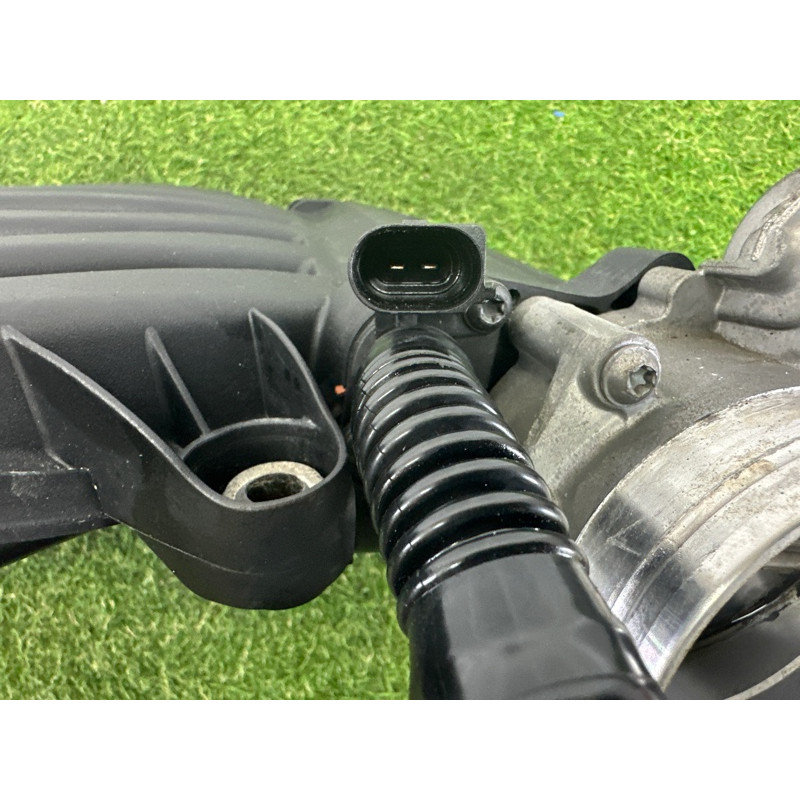 Коллектор впускной (впускная система) Volkswagen Touareg NF 2015 3.6 CGRA 03H133201AE