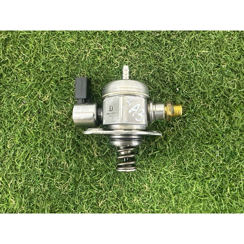 ТНВД (топливная система) AUDI A3 8V 2015 1.8 CNSB 06K127026A